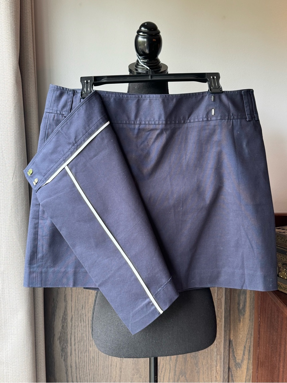 Tommy Hilfiger Classic Navy A-Line Mini wrap Skirt Sz 14 - Picture 3 of 6